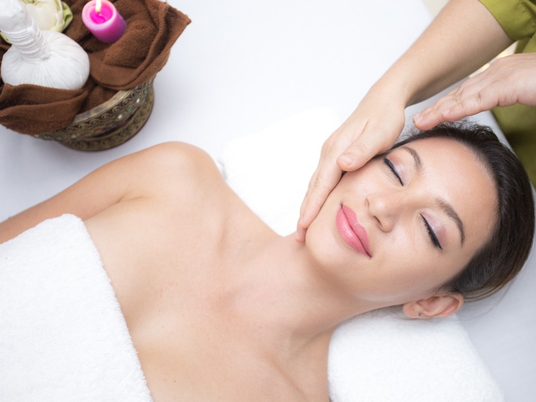 Acupressure vs. Relaxation Massage: What's the Difference?